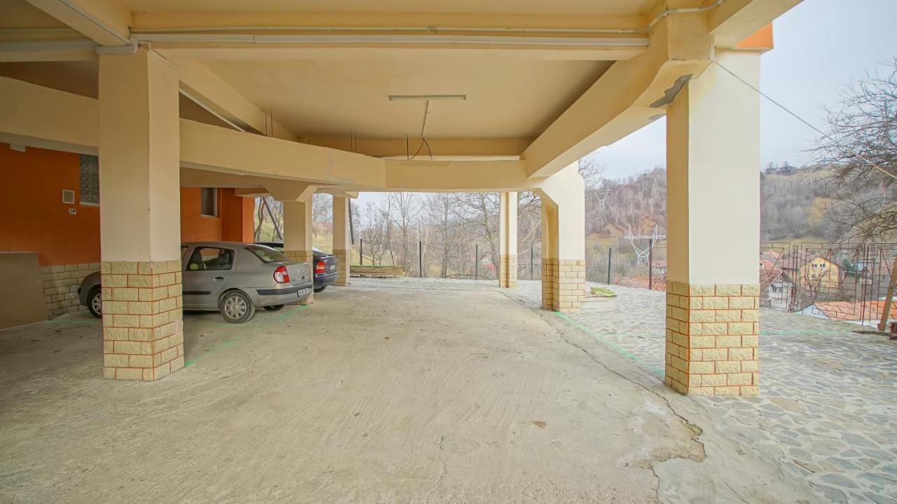 Vila Muntii Bucegi & Spa Бран Екстериор снимка